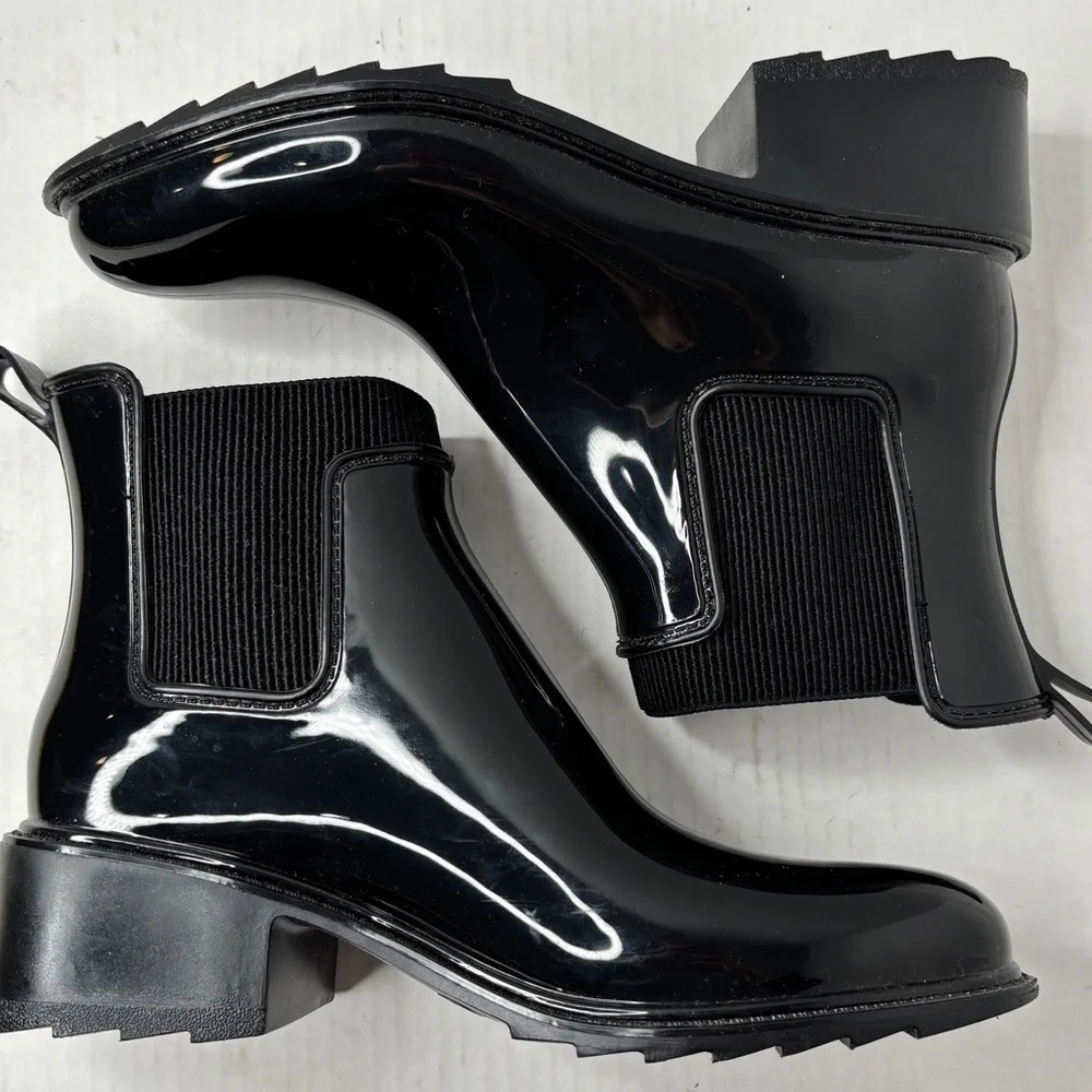 A New Day Camille heeled Chelsea rain Boots black shiny waterproof Size 8 NWOB